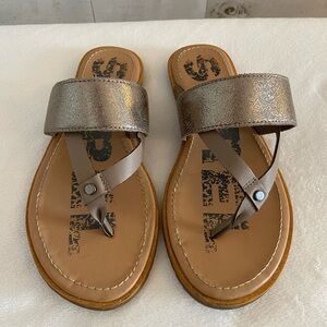 65. Stylish Metallic Sorel Sandals